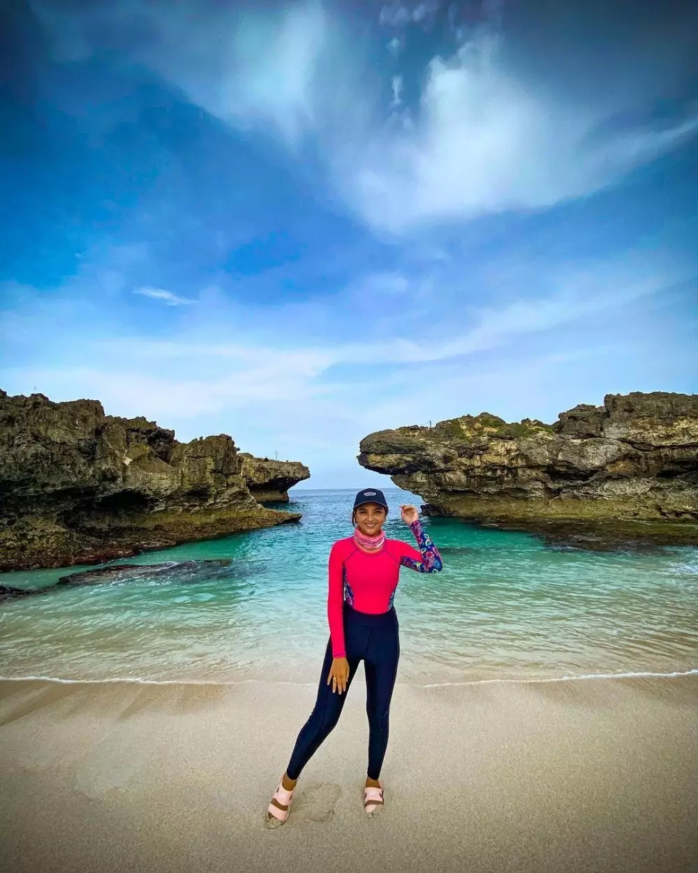 Potret Ashanty saat jelajah alam © Instagram