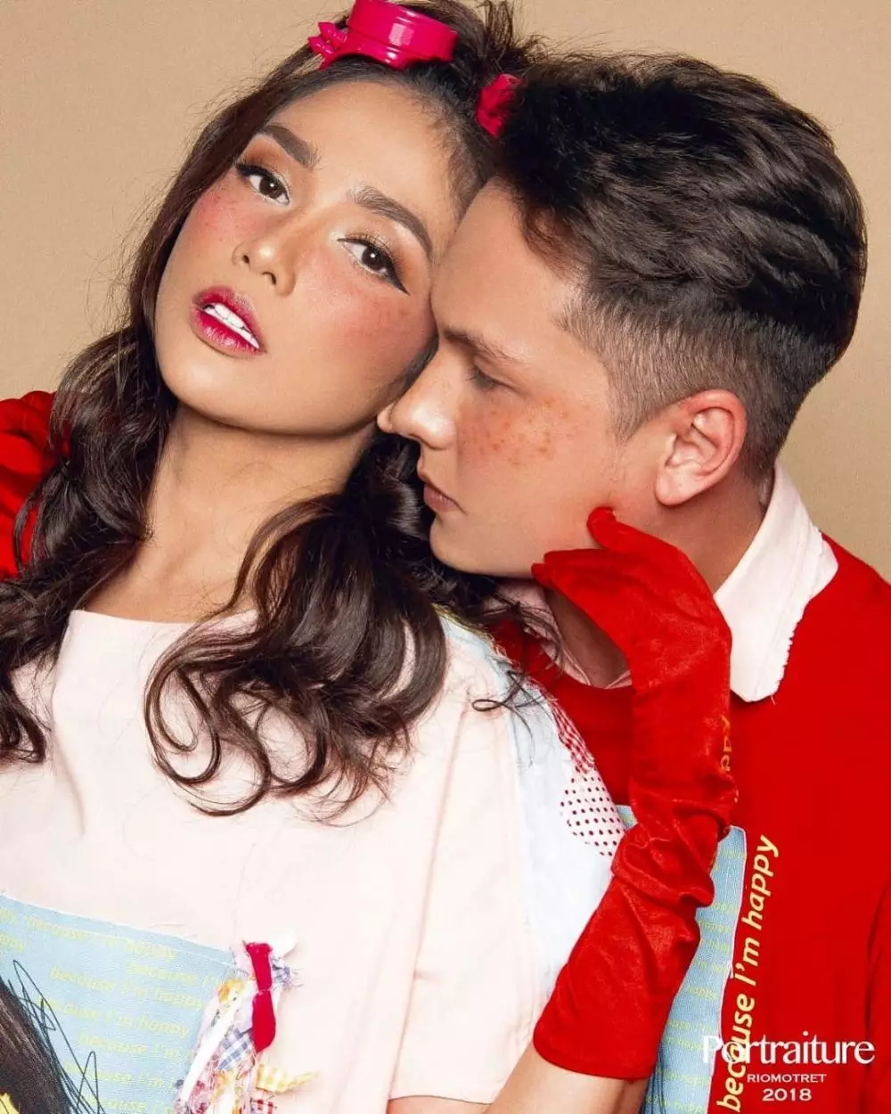 Ussy bermakeup tebal © Instagram Ussy bermakeup tebal © Instagram