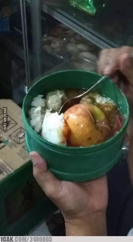 makan bakso nyeleneh Berbagai sumber makan bakso nyeleneh Berbagai sumber