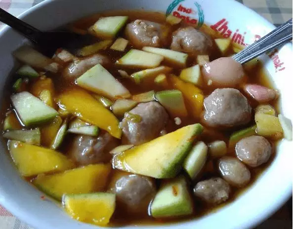 makan bakso nyeleneh Berbagai sumber makan bakso nyeleneh Berbagai sumber