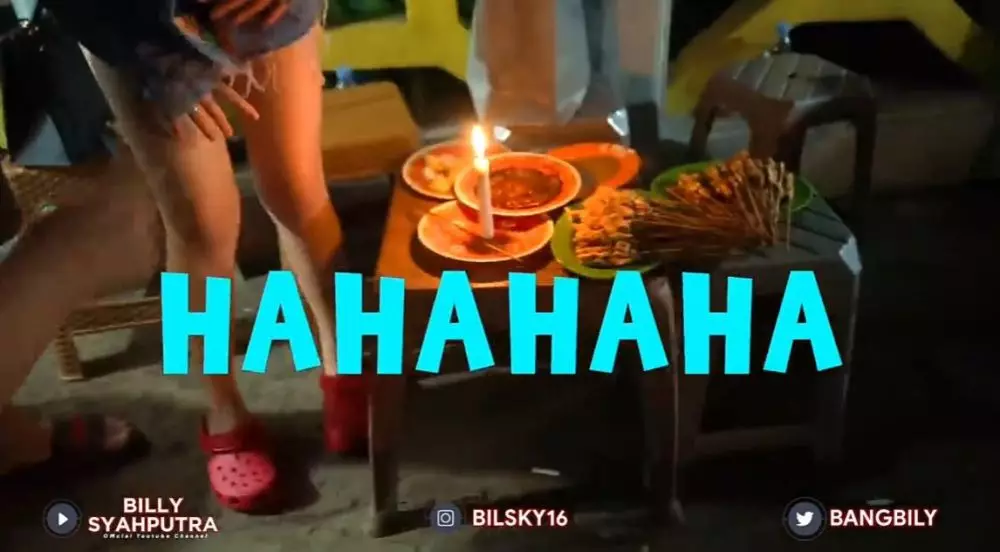 Billy Syahputra dan Amanda Manopo jajan pinggir jalan © 2020 brilio.net YouTube