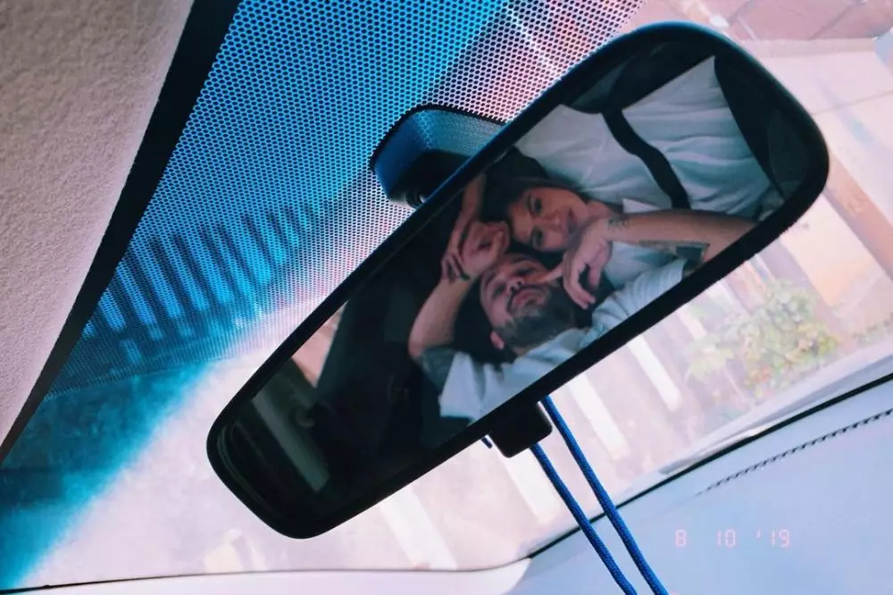 Hana Saraswati dan pacar baru © 2020 berbagai sumber Hana Saraswati dan pacar baru © 2020 berbagai sumber