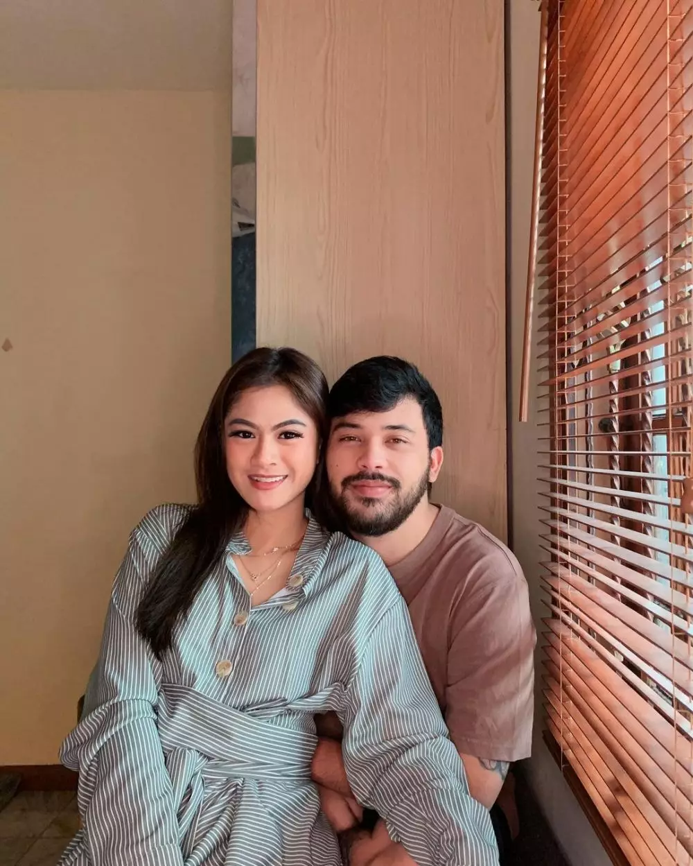 Hana Saraswati dan pacar baru © 2020 berbagai sumber Hana Saraswati dan pacar baru © 2020 berbagai sumber