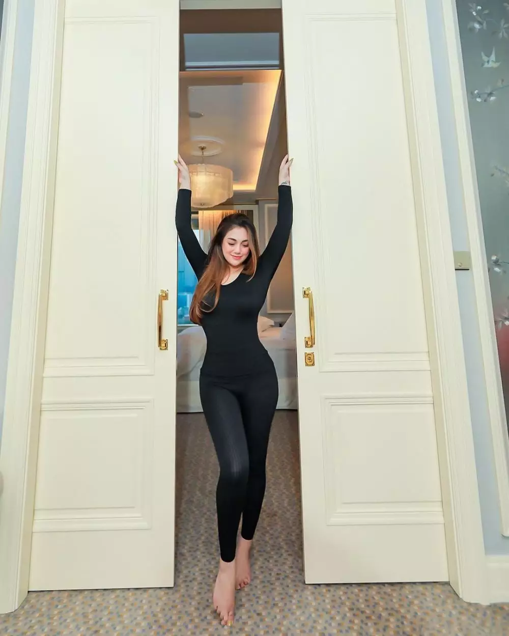 Celine Evangelista pamer body goals © Instagram