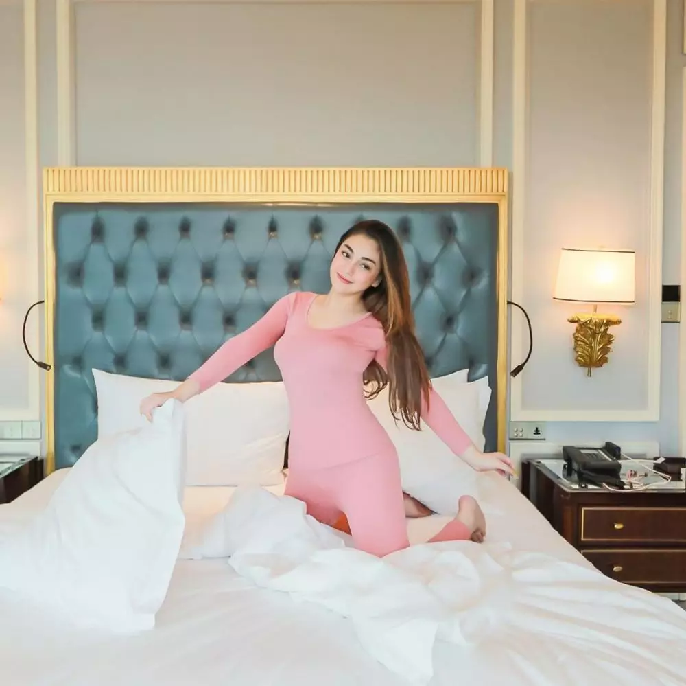 Celine Evangelista pamer body goals © Instagram