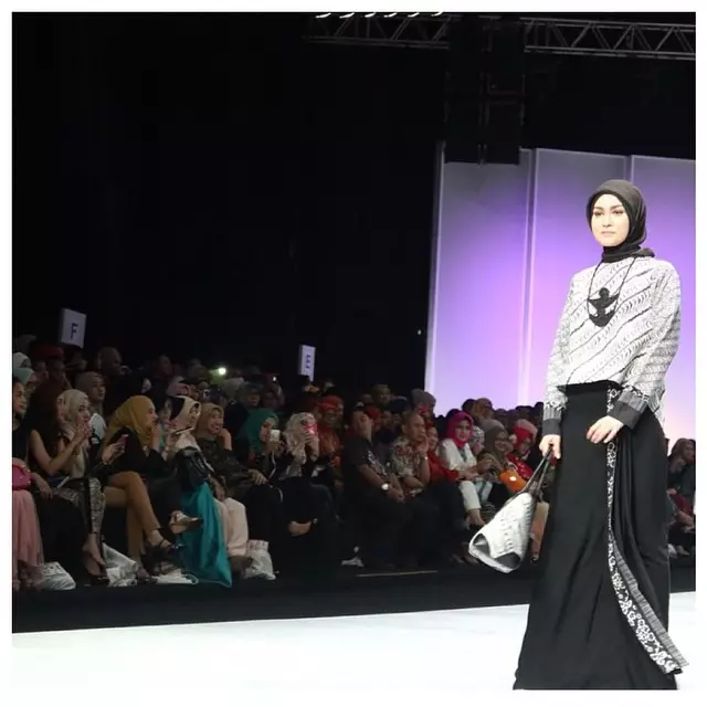 Vicy Melanie pakai hijab © 2020 brilio.net