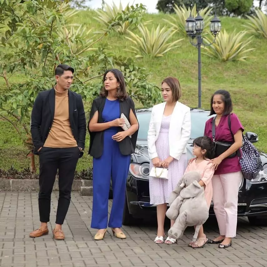 Amanda Manopo bareng sang anak © Instagram Amanda Manopo bareng sang anak © Instagram