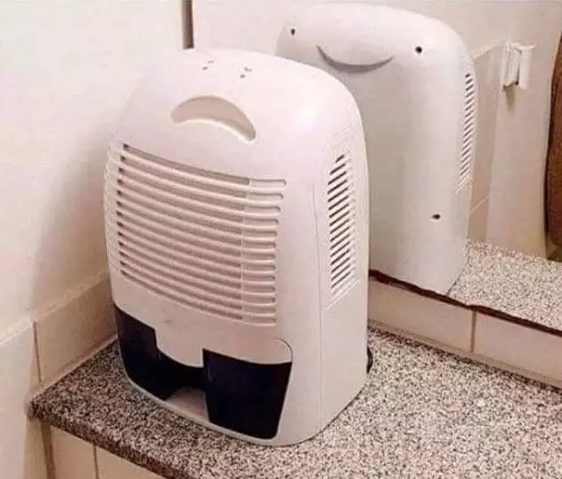 interior kamar mandi mirip wajah © Berbagai Sumber