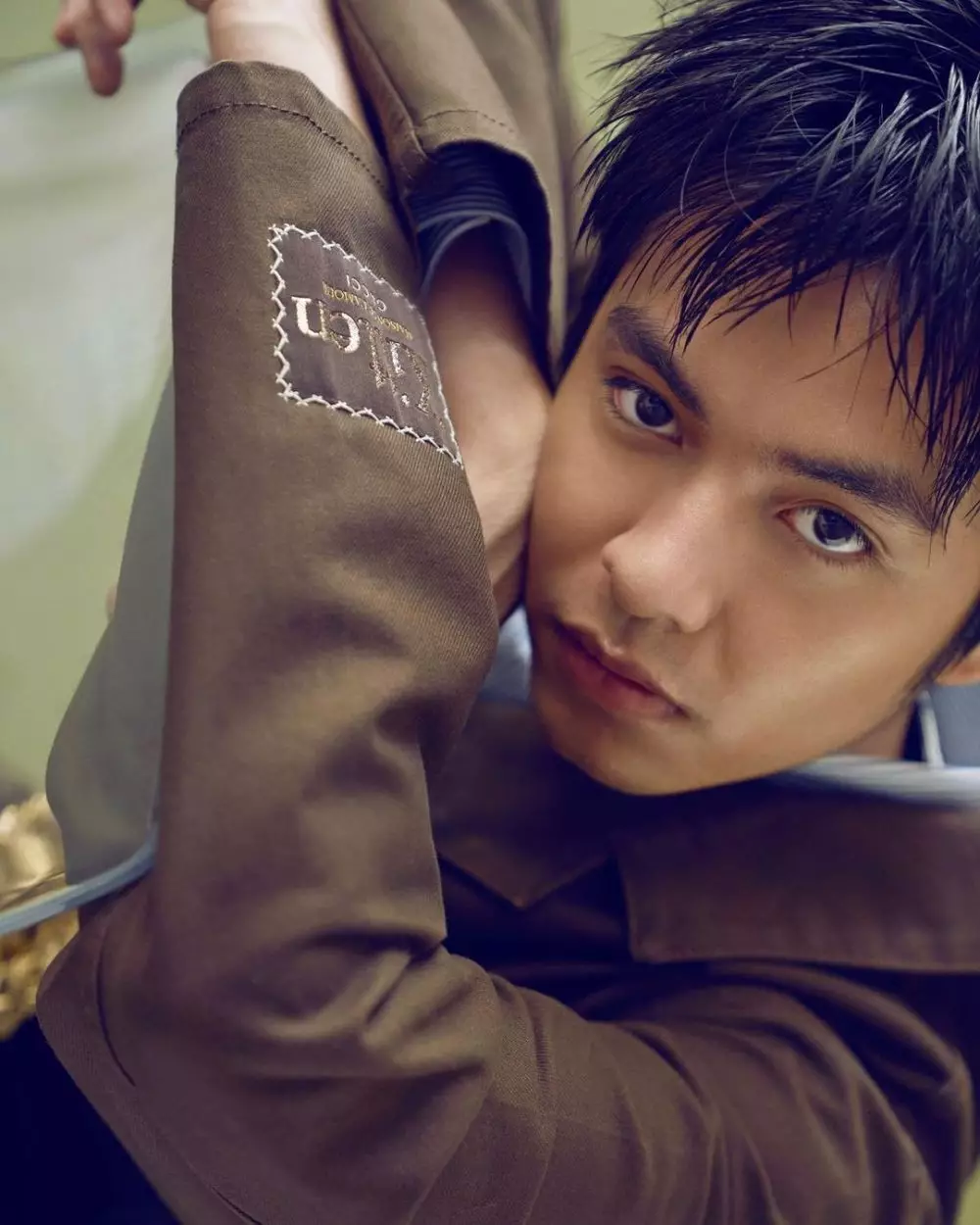 Pemotretan Angga Yunanda dalam berbagai tema © 2020 brilio.net Instagram Pemotretan Angga Yunanda dalam berbagai tema © 2020 brilio.net Instagram