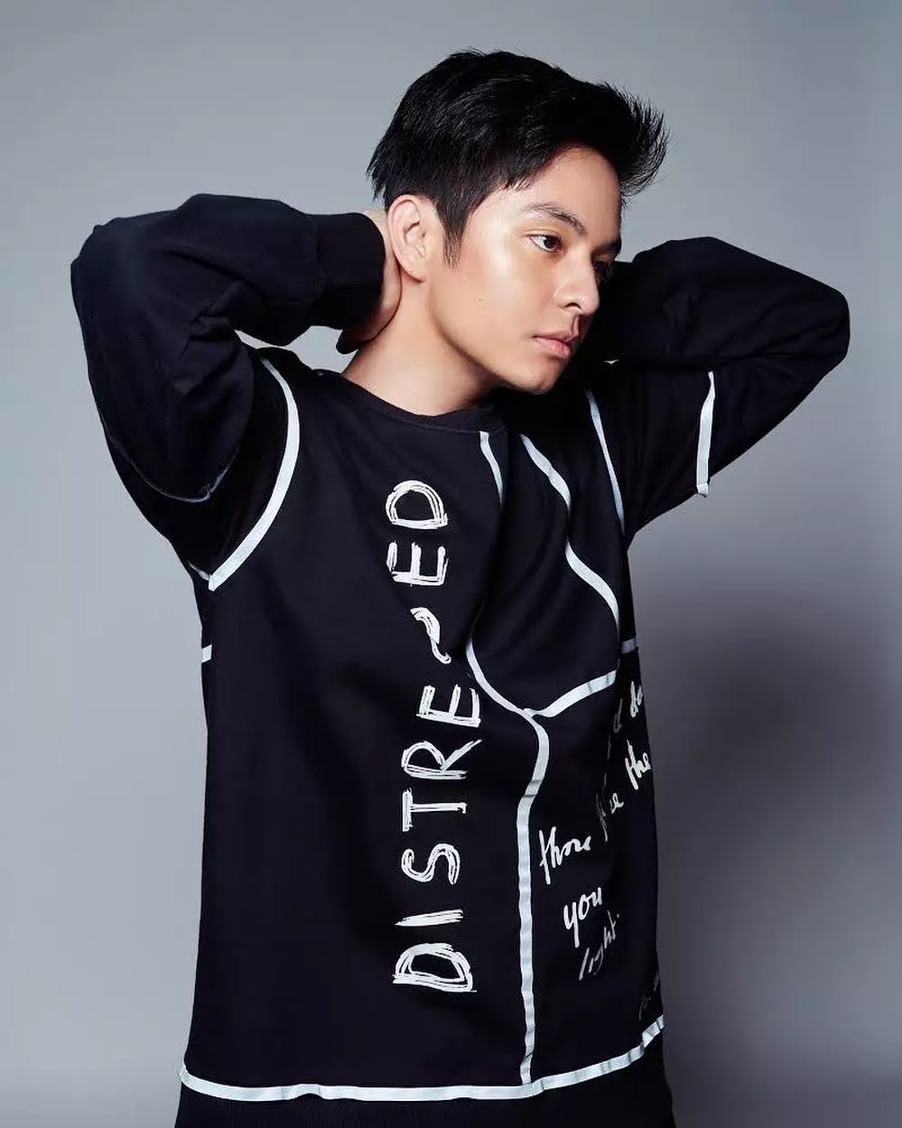 Pemotretan Angga Yunanda dalam berbagai tema © 2020 brilio.net Instagram Pemotretan Angga Yunanda dalam berbagai tema © 2020 brilio.net Instagram