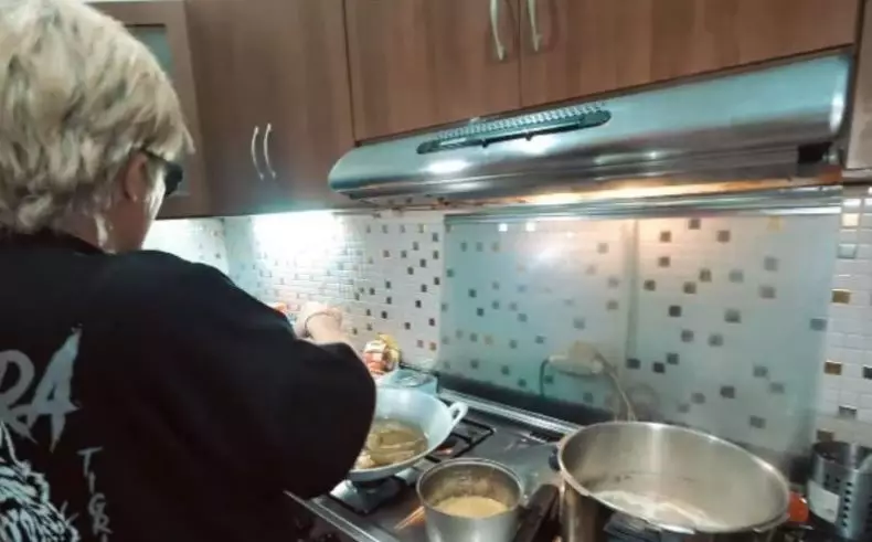 dapur 8 seleb ganteng © YouTube