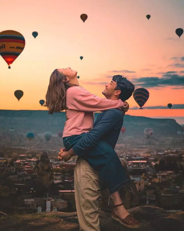 Pasangan film selisih usia jauh © 2020 brilio.net Pasangan film selisih usia jauh © 2020 brilio.net