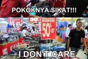 10 Meme lucu 'ketipu teknik marketing' pas belanja, pernah ngalamin?