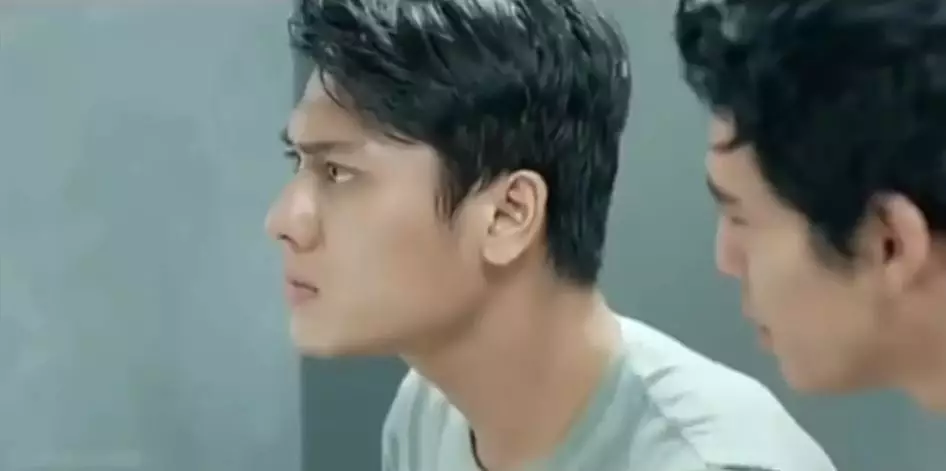 Rizky Billar bintangi iklan © 2020 brilio.net YouTube Rizky Billar bintangi iklan © 2020 brilio.net YouTube