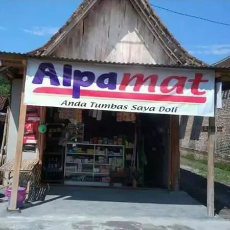 nama toko kelontong lucu © Twitter