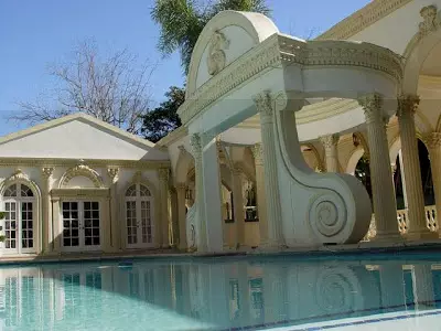 Rumah SRK di tiga negara © 2020 brilio.net Rumah SRK di tiga negara © 2020 brilio.net