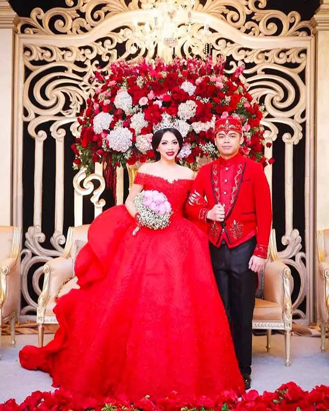 momen pernikahan eks cherrybelle © Instagram