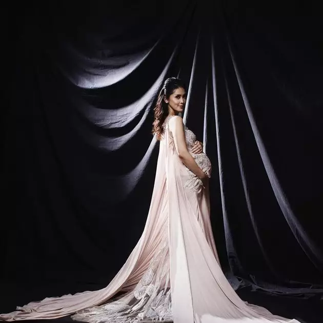 Foto maternity Eva Anindita © Instagram
