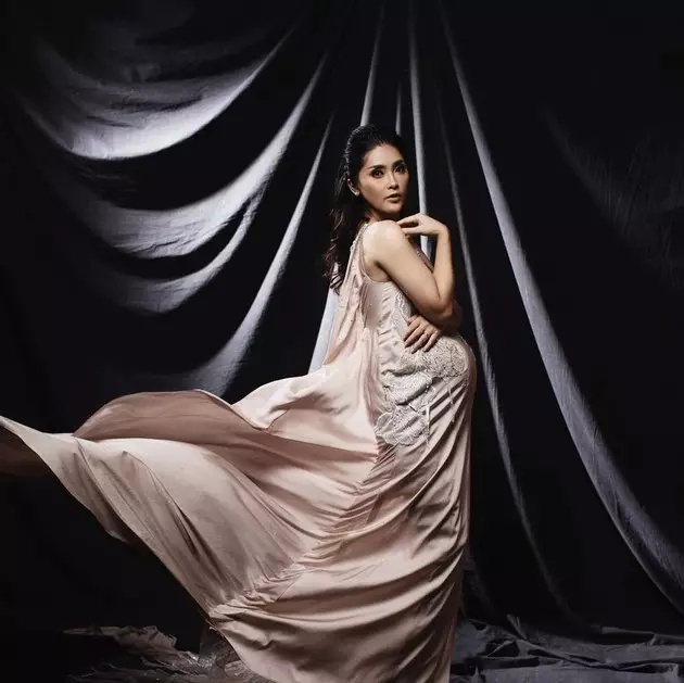 Foto maternity Eva Anindita © Instagram