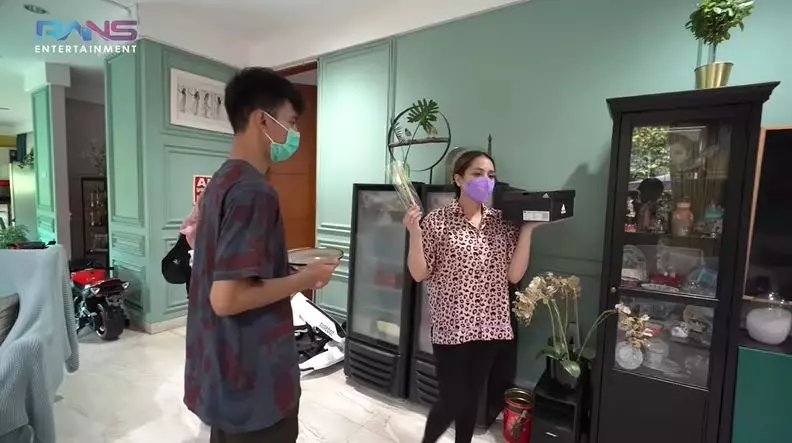 ulang tahun Dimas Ahmad © YouTube