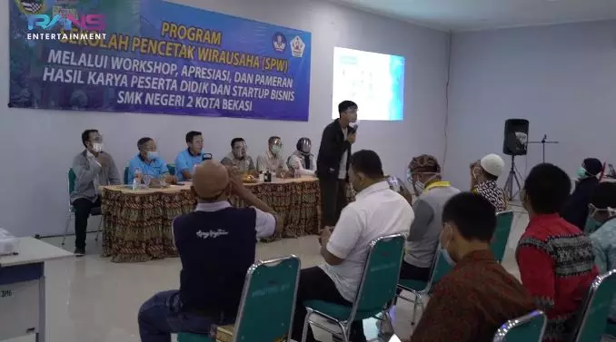 Dimas Ahmad kunjungi sekolahan © 2020 brilio.net Dimas Ahmad kunjungi sekolahan © 2020 brilio.net