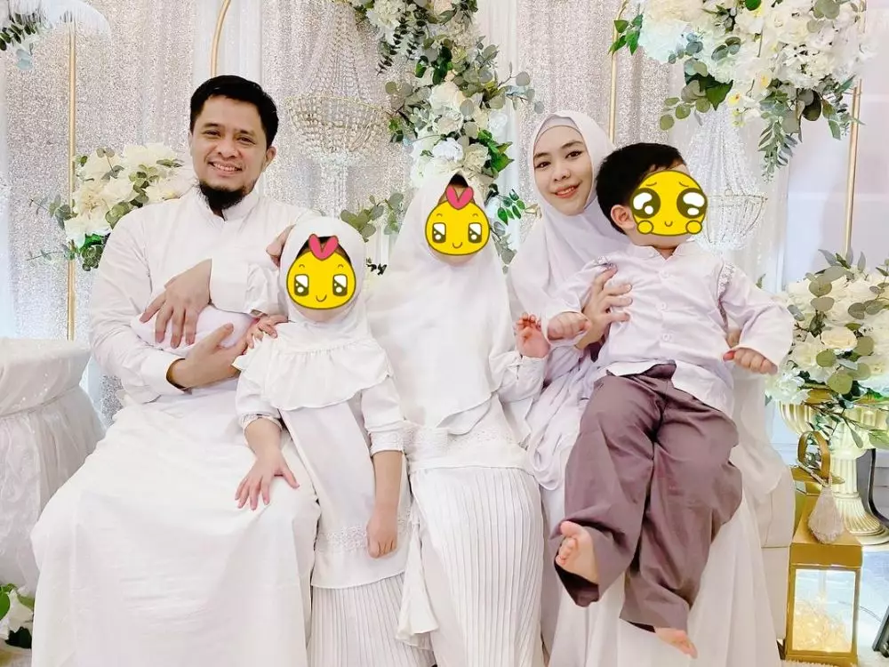 akikah anak keempat Oki Setiana Dewi © 2020 brilio.net/ Instagram