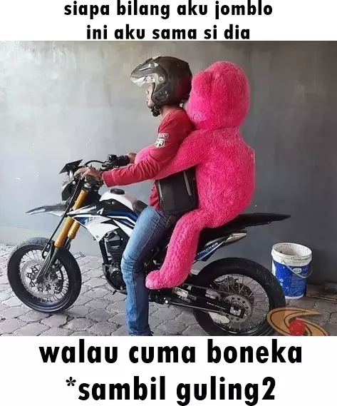 meme jomblo naik motor Berbagai sumber