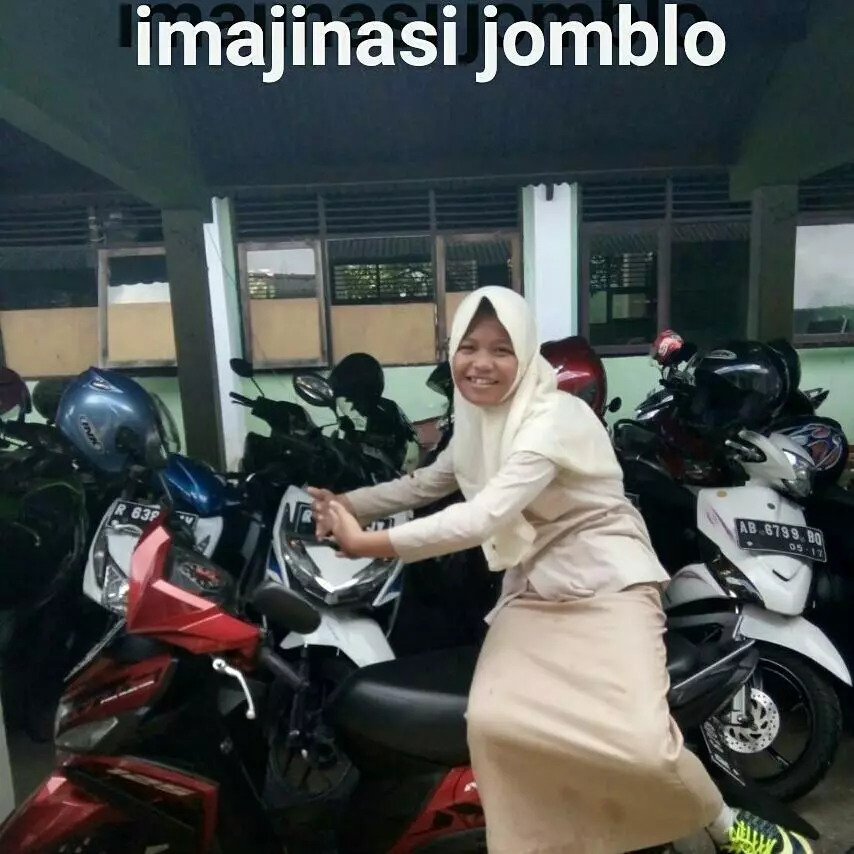 meme jomblo naik motor Berbagai sumber