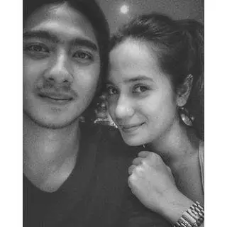 Arya Saloka dan Putri pacaran © Instagram Arya Saloka dan Putri pacaran © Instagram