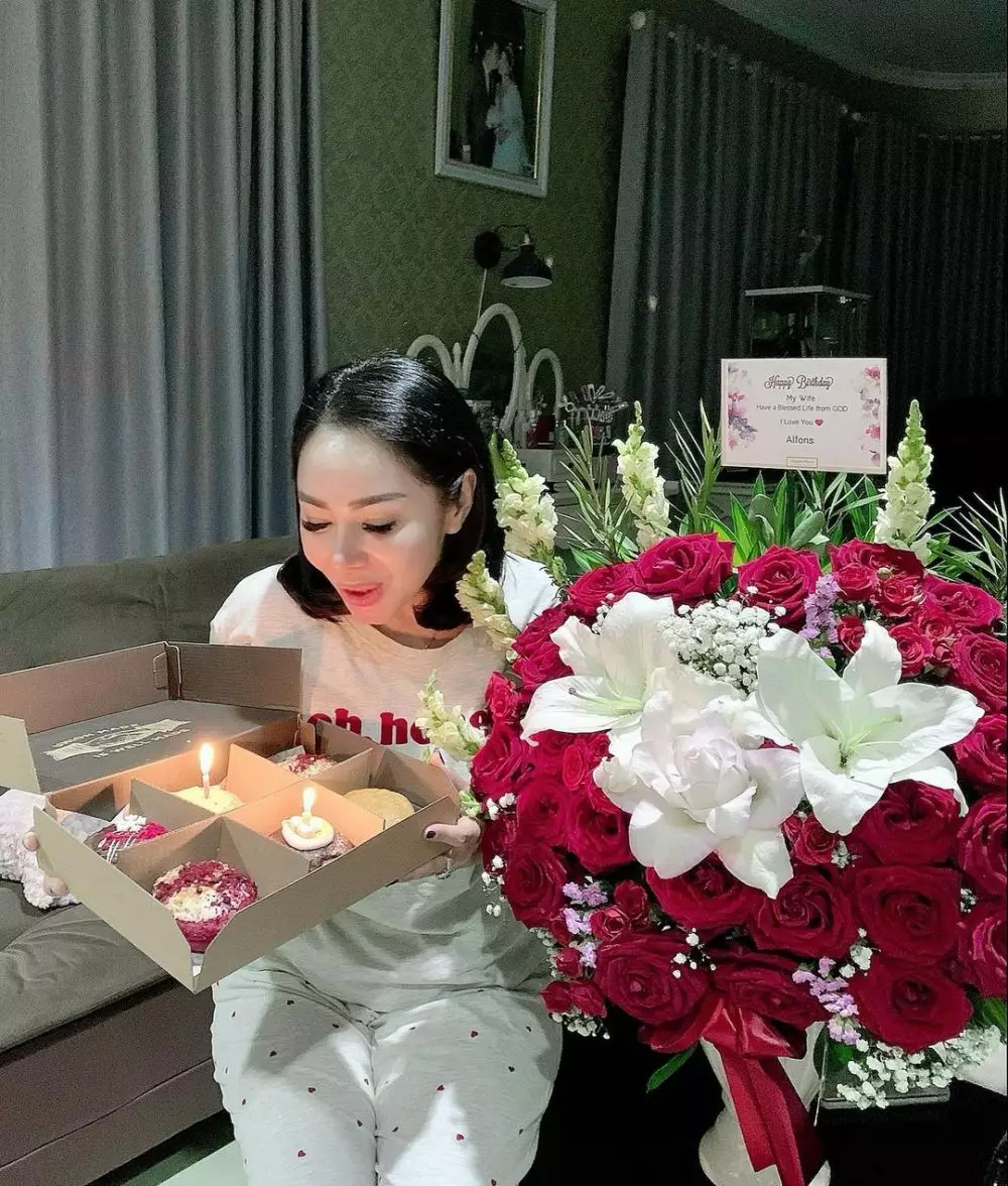 Momen ulang tahun Femmy Permatasari © Instagram Momen ulang tahun Femmy Permatasari © Instagram