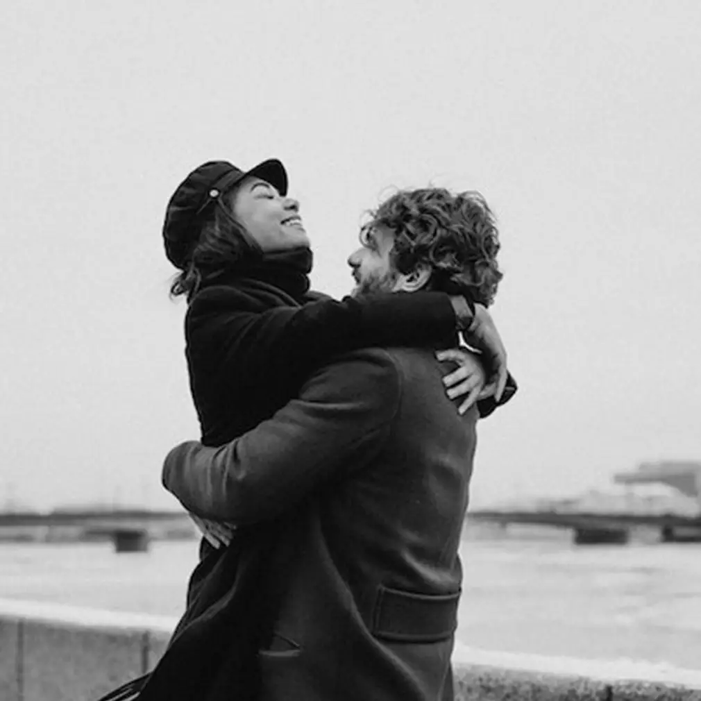 125 Kata-kata rindu suami yang bikin hubungan makin langgeng