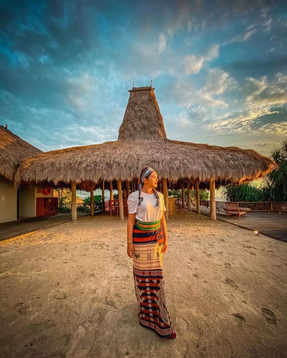 Potret Ashanty dengan kain Sumba © Instagram Potret Ashanty dengan kain Sumba © Instagram