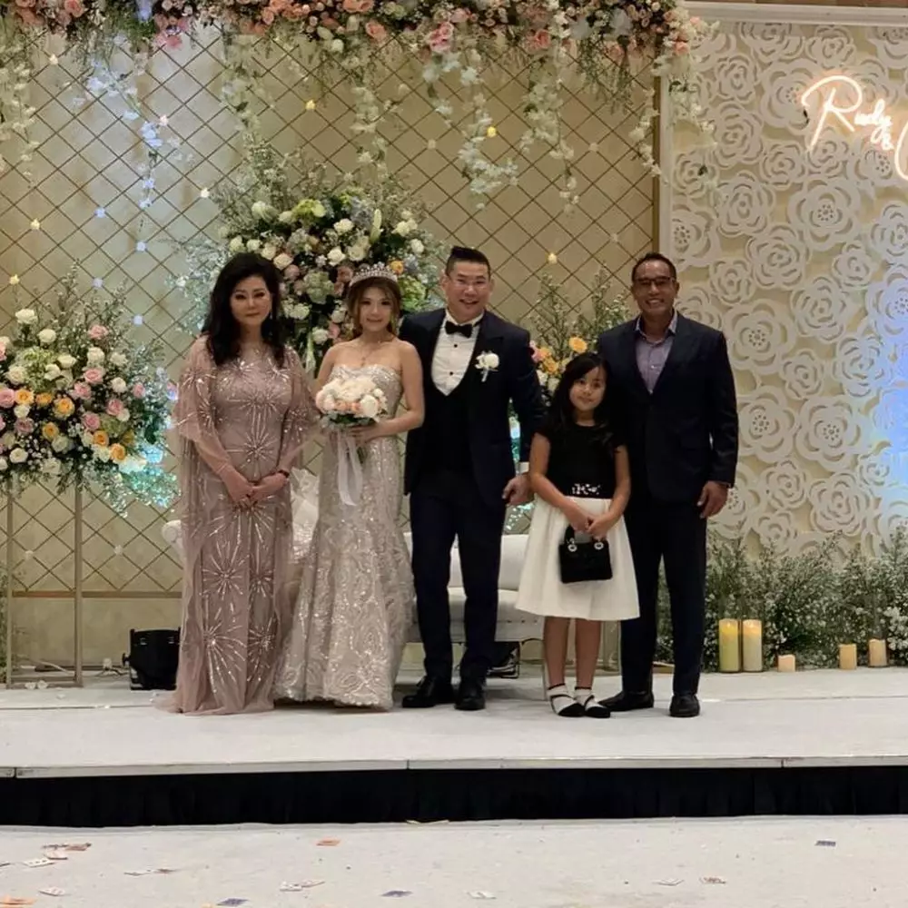 seleb dan anak kondangan bareng © Instagram seleb dan anak kondangan bareng © Instagram