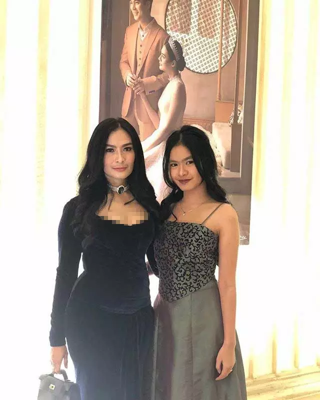 seleb dan anak kondangan bareng © Instagram seleb dan anak kondangan bareng © Instagram