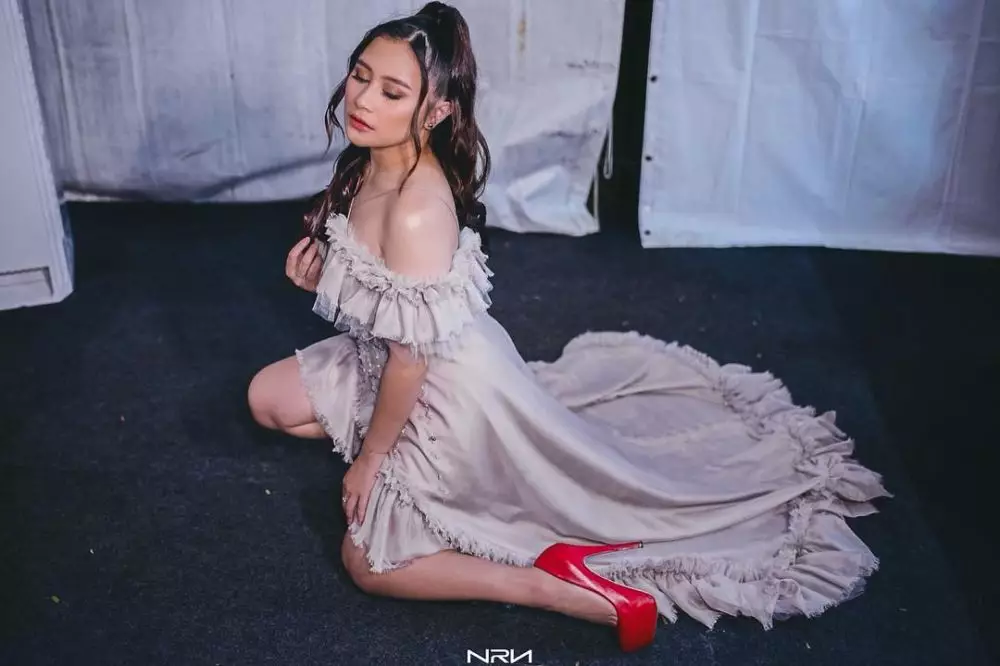 pemotretan Prilly Latuconsina © 2020 brilio.net pemotretan Prilly Latuconsina © 2020 brilio.net