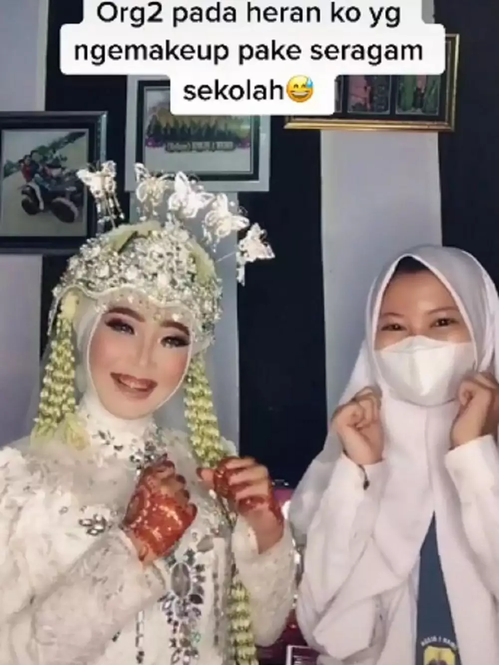 siswi berprofesi sebagai MUA © TikTok siswi berprofesi sebagai MUA © TikTok