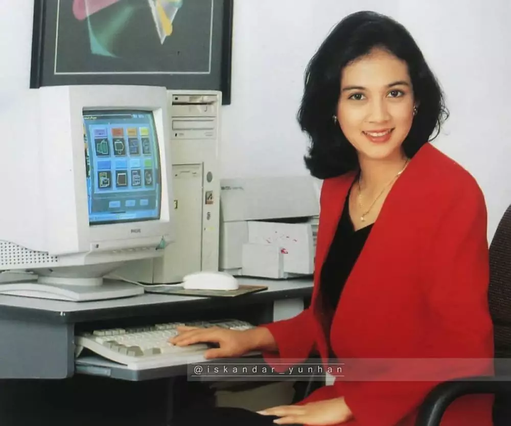 potret lawas dina lorenza © Instagram potret lawas dina lorenza © Instagram