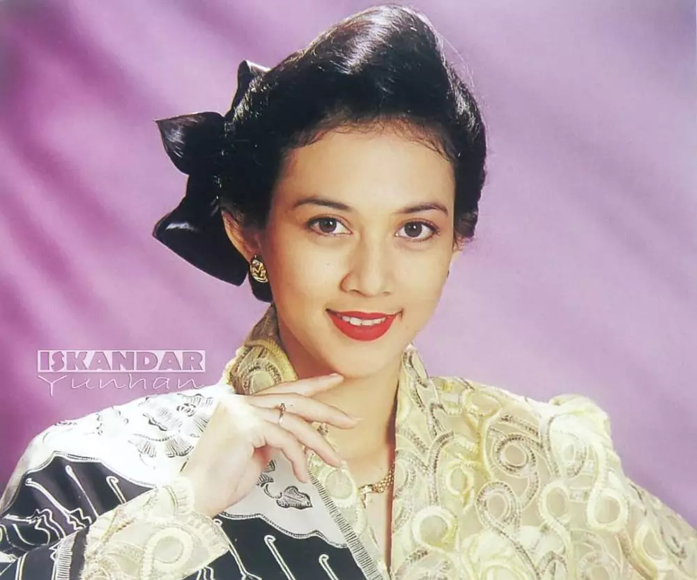 potret lawas dina lorenza © Instagram potret lawas dina lorenza © Instagram