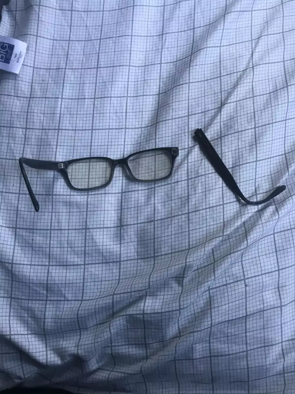 momen sial barang patah © Berbagai Sumber