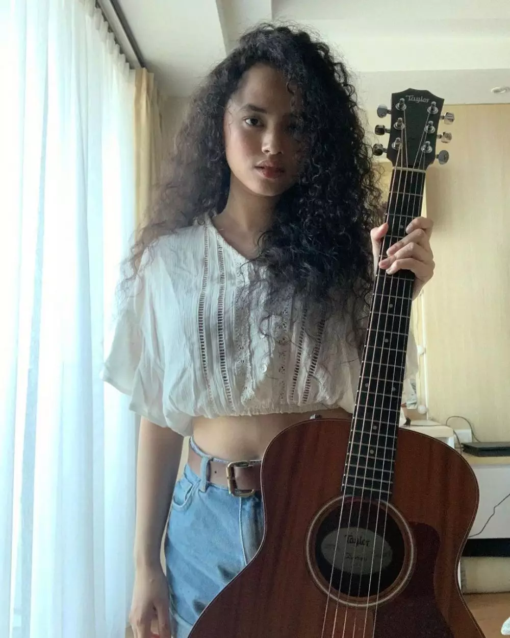 Potret terbaru Wizzy © 2020 brilio.net/ Instagram Potret terbaru Wizzy © 2020 brilio.net/ Instagram