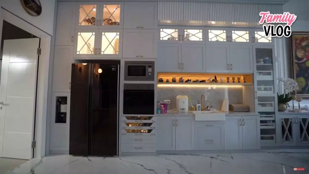 potret dapur Ussy © YouTube