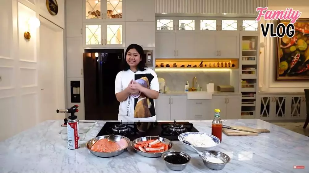 potret dapur Ussy © YouTube