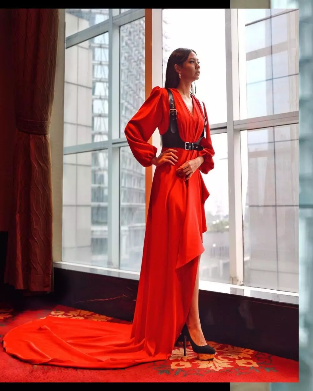 Gaya pemotretan Yuki Kato © 2020 brilio.net