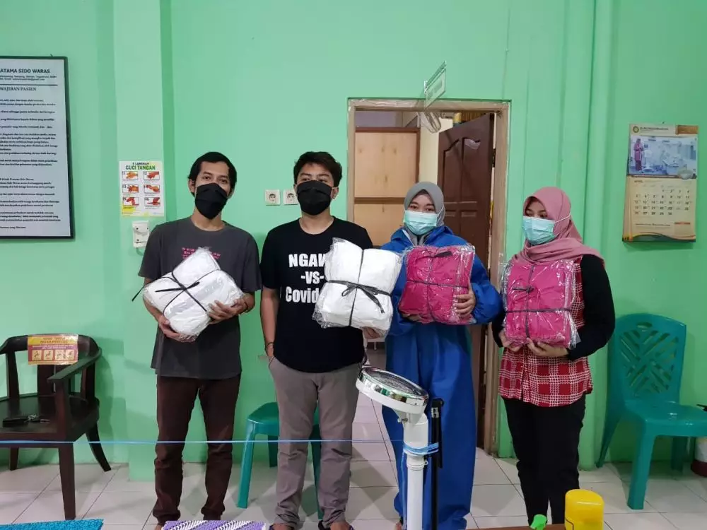 pengusaha konveksi banting setir produksi hazmat © istimewa