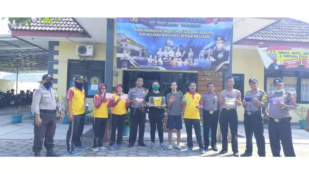 pengusaha konveksi banting setir produksi hazmat © istimewa