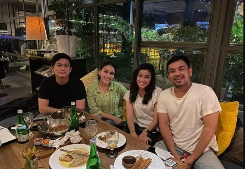 10 Adit ayu terbaru © Instagram 10 Adit ayu terbaru © Instagram