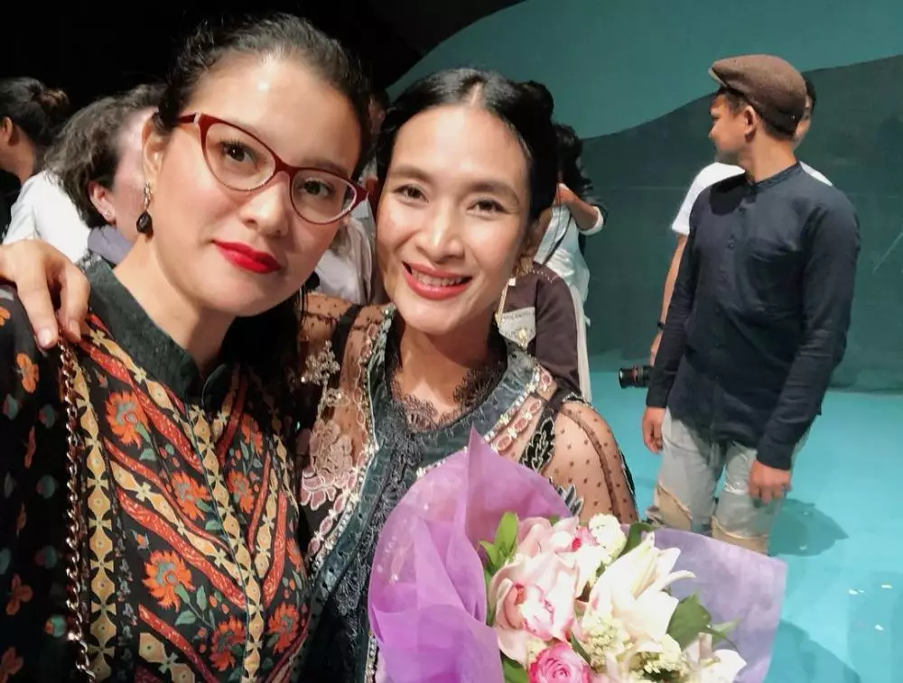 persahabatan Marcella Zalianty dan Happy Salma © 2020 brilio.net persahabatan Marcella Zalianty dan Happy Salma © 2020 brilio.net