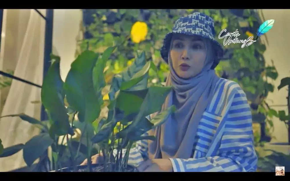 Potret koleksi tanaman Fenita Arie YouTube