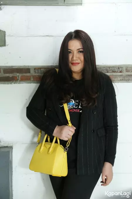 Potret lawas 6 seleb yang kini jadi pengacara Berbagai sumber