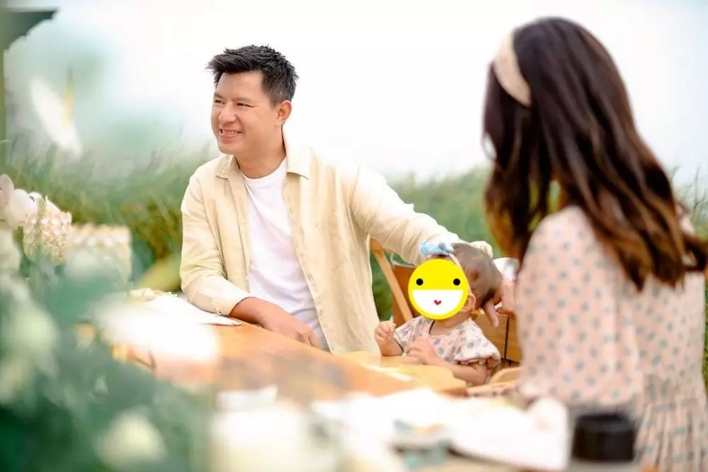 Potret perayaan anniversary pernikahan ke-9 Shandy Aulia Instagram